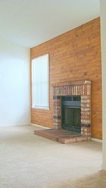 Charming 3 BR Home in Quiet Neighborhood with 2 Car Garage in Las Vegas, NV (Photo 2 of 4)