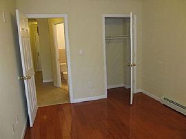 Unfurnished Home With 2 Bedrooms and 1 Full Bathroom in Bronx, NY (Photo 2 of 5)
