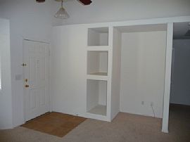 Great Single Story in Gated Community in Las Vegas, NV (Photo 4 of 5)