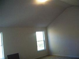 Executive, Custom 5 Bedroom Home For Lease in Memphis, TN (Photo 9 of 9)