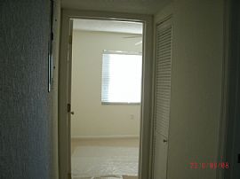 Really Nice Upgraded to The Extrem 2 Bed 1 Bath  in Bradenton, FL (Photo 4 of 5)