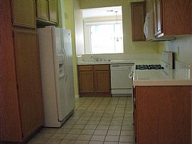 3 BR Condo at Montego Bay in Gated Community with Garage in Murrieta, CA (Photo 7 of 12)