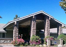 2 BR, 2 BA Apartment with Beautiful Pond View!! in Hanford, CA (Photo 4 of 5)