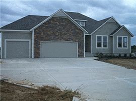 3 Br, 2 Ba Home with 3 Car, 2 Door Garage in Basehor, KS