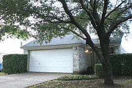 3 Bedroom Home For $1395 on Ecorio Drive  in Austin, TX
