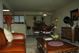 Magnificent Top Floor Two Bedroom Apartment in Independence, MO (Photo 9 of 12)