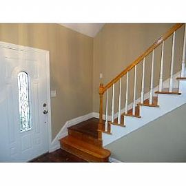 3 Bedroom 2.5 Bath on Large Corner Lot  in Birmingham, AL (Photo 2 of 5)