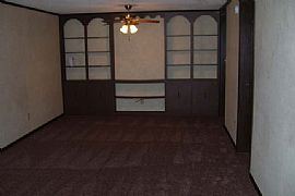 One Bedroom and Studio Apartments in Northern Findlay in Findlay, OH (Photo 3 of 6)