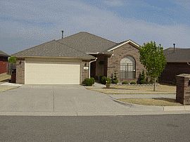 4 Bedroom, 2 Bath Home in Great Area of Moore in Moore, OK
