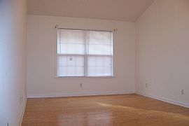 4 Bedroom Home with 2 Master Br'S! in Ladys Island, SC (Photo 8 of 12)