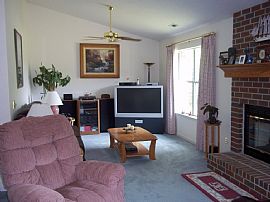 Great Home in Walling Grove! in Ladys Island, SC (Photo 3 of 12)