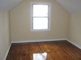 3 Bedroom Whitehall Condo in Whitehall, OH (Photo 6 of 8)