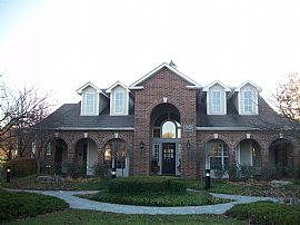 Great Looking 3 Bedroom/2 Bathroom Apartment  in Overland Park, KS (Photo 2 of 6)