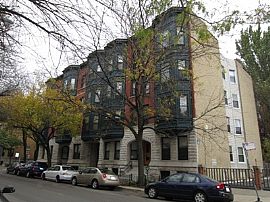 505 W Fullerton 2  Fully Furnished Short Term Rental Available! in Chicago, IL