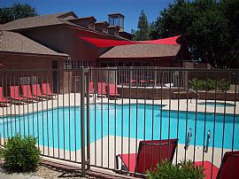 Reduced Rental Rate on 2 Bedroom, 1.5 Bath in Phoenix, AZ (Photo 6 of 6)