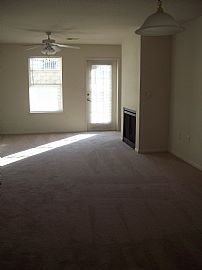 #808 with An Attached Garage in Independence, MO (Photo 3 of 5)