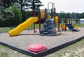 Easternshore 3 Level Townhome in Denton, MD (Photo 6 of 6)