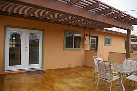 Mid-Century Modern- Furnished 3 Bedroom with Utilities Included in Twentynine Palms, CA (Photo 2 of 12)
