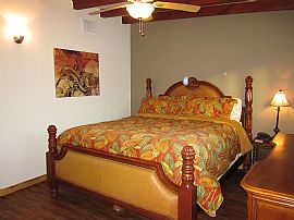 Mid-Century Modern- Furnished 3 Bedroom with Utilities Included in Twentynine Palms, CA (Photo 6 of 12)