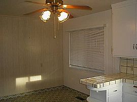 Affordable Unfurnished 2bdr 1ba House For Rent in Martinez, CA (Photo 4 of 7)