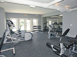 Ground Floor One Bedroom in Independence, MO (Photo 4 of 6)