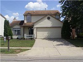 Beautiful 3 Bedroom Home in Turnberry Green!  in Pickerington, OH