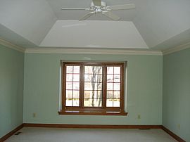 Executive Style Home in Powell! Olentangy Schools Offering 3 Ca in Powell, OH (Photo 11 of 12)