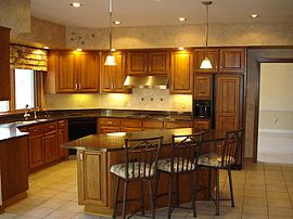 Executive Style Home in Powell! Olentangy Schools Offering 3 Ca in Powell, OH (Photo 5 of 12)