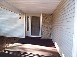 Beautiful Corner Ranch in Marietta, GA (Photo 9 of 9)