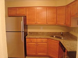 This 1x1 Is Absolutley Beautiful! 52j in Sarasota, FL (Photo 2 of 8)