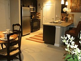 	luxury Apartment a Must See, Call Now Only a Few Left!! in Atlanta, GA (Photo 3 of 5)