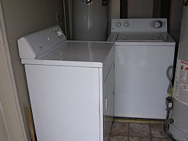 Cute 1 Bedroom 1 Bath in Great Neighborhood in Ogden, UT (Photo 3 of 4)