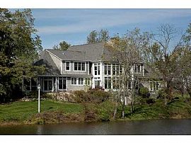 Incredible 4 Bedroom Executive Estate in Pataskala!! in Pataskala, OH