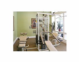 Top Floor, Washer and Dryer Amazing Price in Overland Park, KS (Photo 3 of 9)