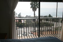Ocean View Malibu Condo - Walk to The Beach! in Malibu, CA (Photo 4 of 5)