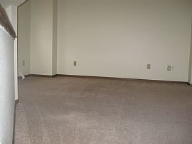 1 Bed Loft with 1.5 Bath Apartment Home in Grand Rapids, MI (Photo 6 of 7)