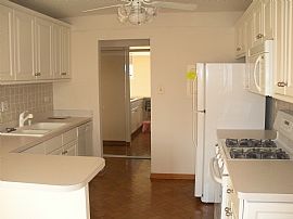 Great Furnished Place You’ll Love to Live. Heat, Gas and Water  in Arlington Heights, IL (Photo 2 of 5)