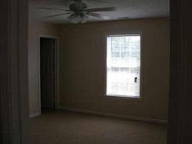 Beautiful Falcon Hills Subdivision in Radcliff, KY (Photo 6 of 6)