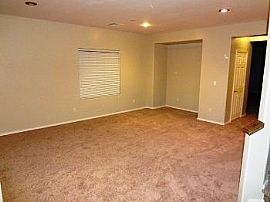 3 Bed / 2.5 Bath in Farmington Glen (tolleson)!! in Tolleson, AZ (Photo 2 of 5)