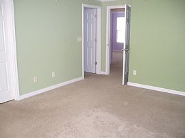 Clean and Spacious in Villa Rica, GA (Photo 6 of 12)