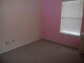 Cozy and Clean 4 Bedroom Home in Houston, TX (Photo 10 of 12)