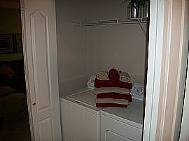 Single Family Home Available Now in Overland Park, KS (Photo 3 of 5)