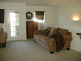 Paradise 2bdr and 2 Bath in Lakewood Ranch, FL (Photo 3 of 6)