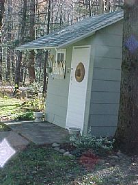 Adorable 2 Bdrm Cottage Secluded on 1 Acre Yet, Close to Everyt in Tannersville, PA (Photo 5 of 10)