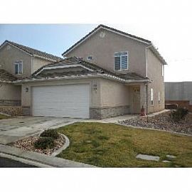 3 Bed, 2.5 Bath, 2 Car Garage, "Fox Cove" St. G.. in Bloomington Hills, UT