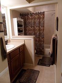 Updated 1 Bedroom Condo in Great Community in Kalamazoo, MI