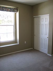 Immaculate, 2 Bed/2 Bath with Attached 2 Car Garage in Aurora, CO (Photo 8 of 12)