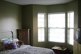 Beautiful 3 Bedroom Home with Steam in Bathroom in Canyon Country, CA (Photo 6 of 6)