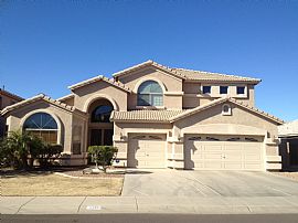 This Home Has It All! Gorgeous 4 Bedroom 2.5 Bath in Mountain H in Mesa, AZ