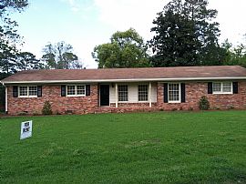Totally Remodeled 3bdr/2 Bath House For Rent in Valdosta, GA (Photo 7 of 7)